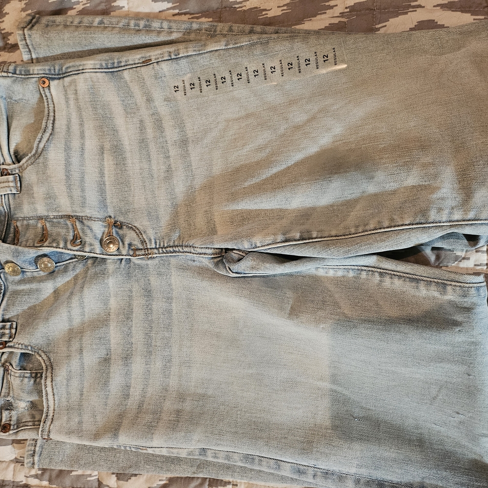 Women's Light Blue Jeans - Picture 3 of 6